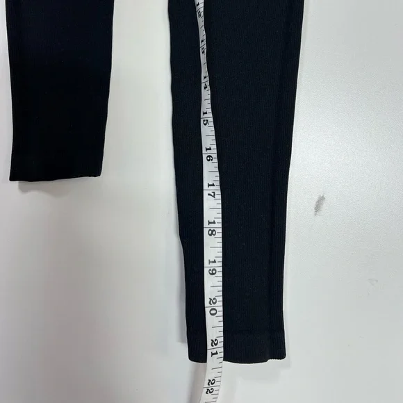 Bombshell Sportswear Ribbed Seamless Leggings Black Silver Logo Size XS NEW - Picture 5 of 15